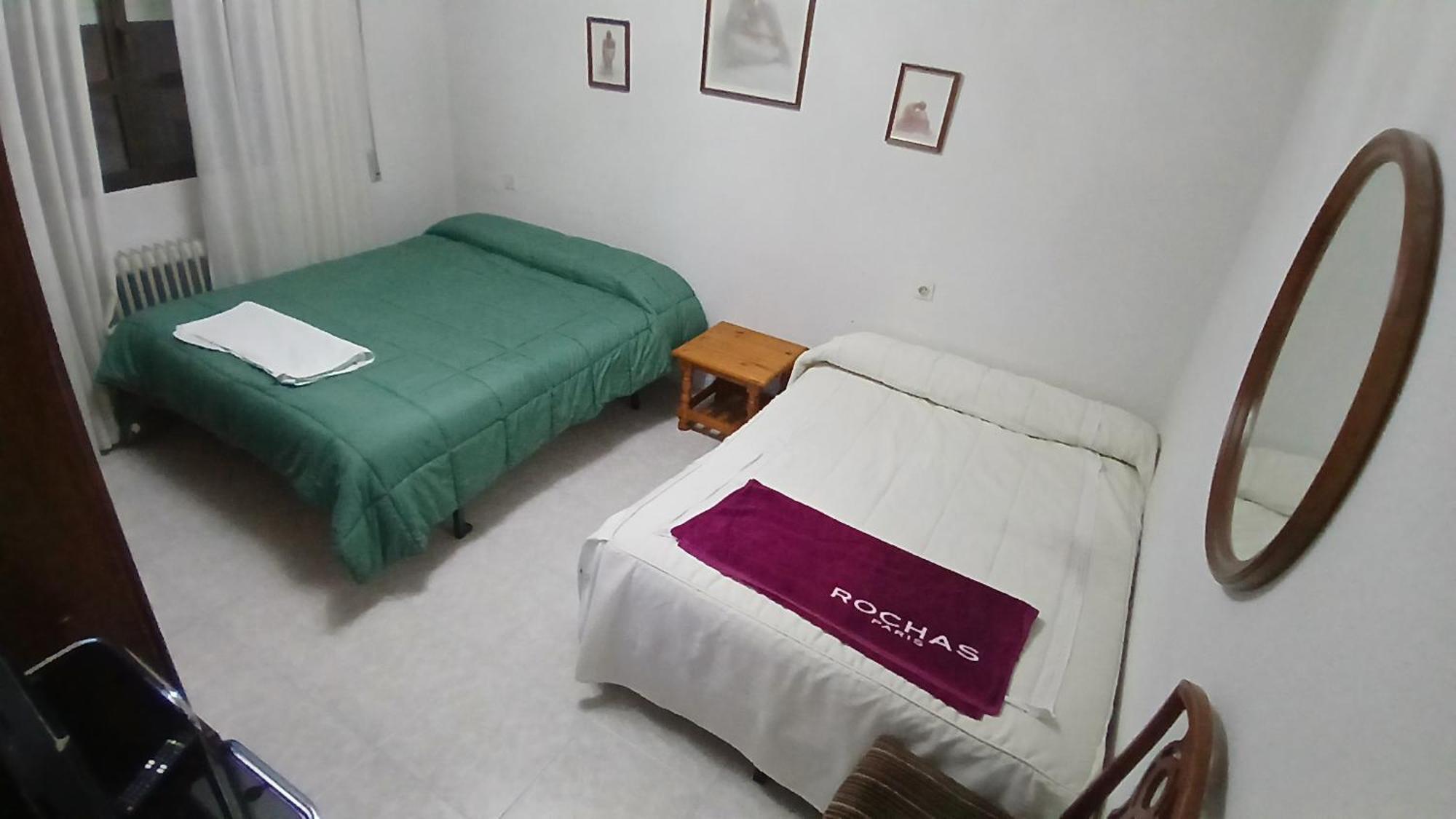 Habitacion Privada Familiar Toledo Bagian luar foto